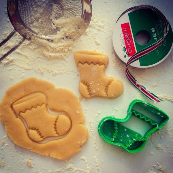 Seasonal Christmas Cookie Cutters - Image 4
